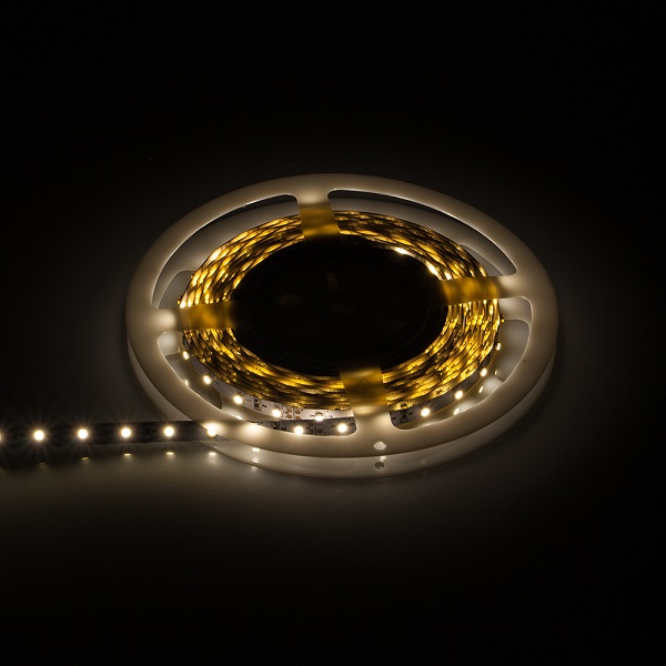 LupaReel 24W 24V DC 2700K kleur 827 rol 5m flexibele LEDstrip met 3M plakstrip